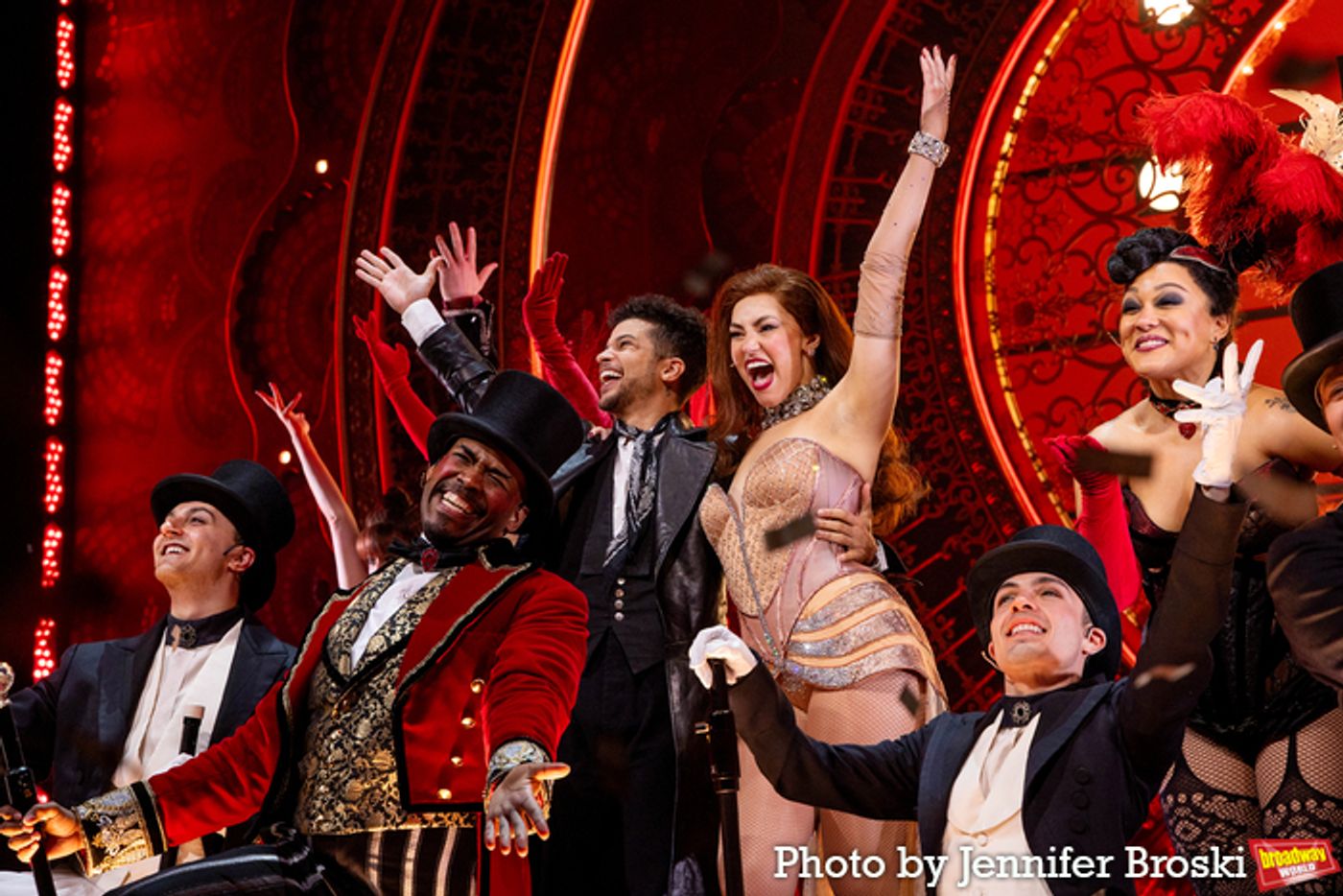 Photos: Jordan Fisher Takes First Bows In MOULIN ROUGE!  Image