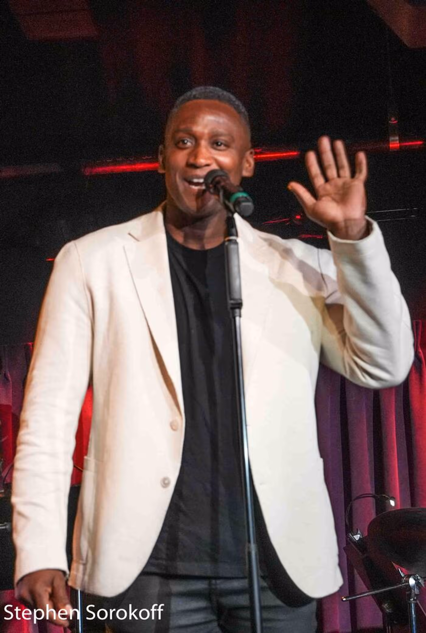 Review: Susie Mosher's 'THE LINEUP' Is Another Slam-Dunk at the Green Room 42  Image