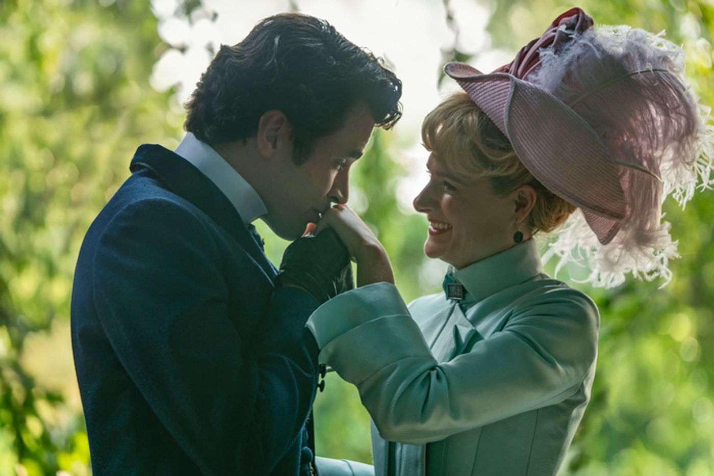 THE GILDED AGE to Return in June; See New First-Look Photos Feat. Audra McDonald, Carrie Coon, & More THE GILDED AGE to Return in June; See New First-Look Photos Feat. Audra McDonald, Carrie Coon, & More Image