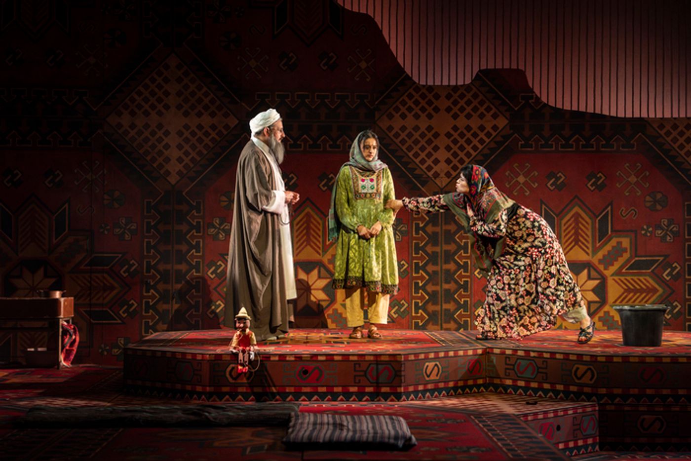Photos: A THOUSAND SPLENDID SUNS At Birmingham Rep  Image