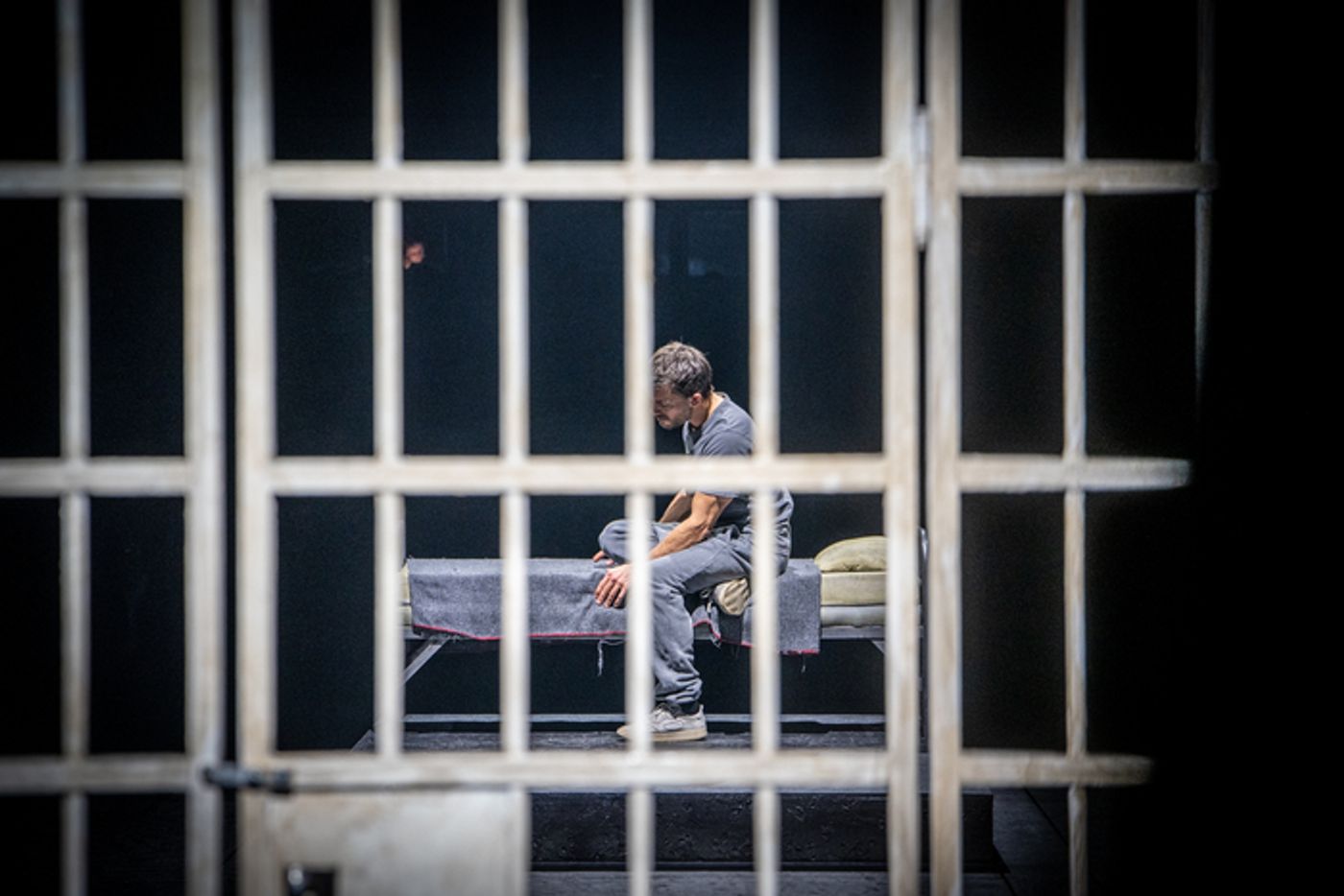 Photos: Jonathan Bailey and More Behind the Scenes of RICHARD II Photos: Jonathan Bailey and More Behind the Scenes of RICHARD II Image