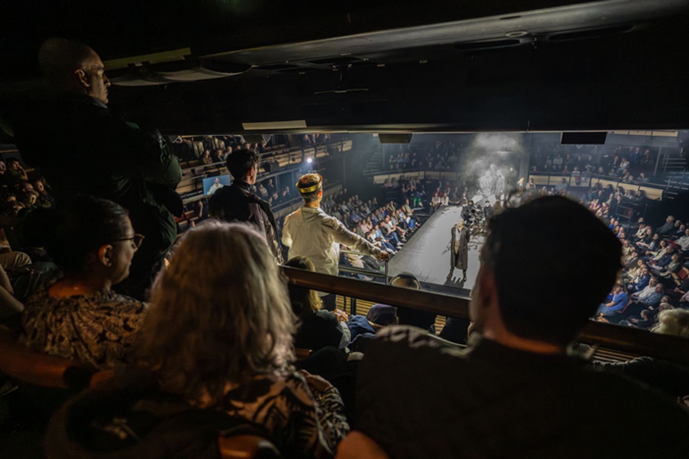 Photos: Jonathan Bailey and More Behind the Scenes of RICHARD II Photos: Jonathan Bailey and More Behind the Scenes of RICHARD II Image