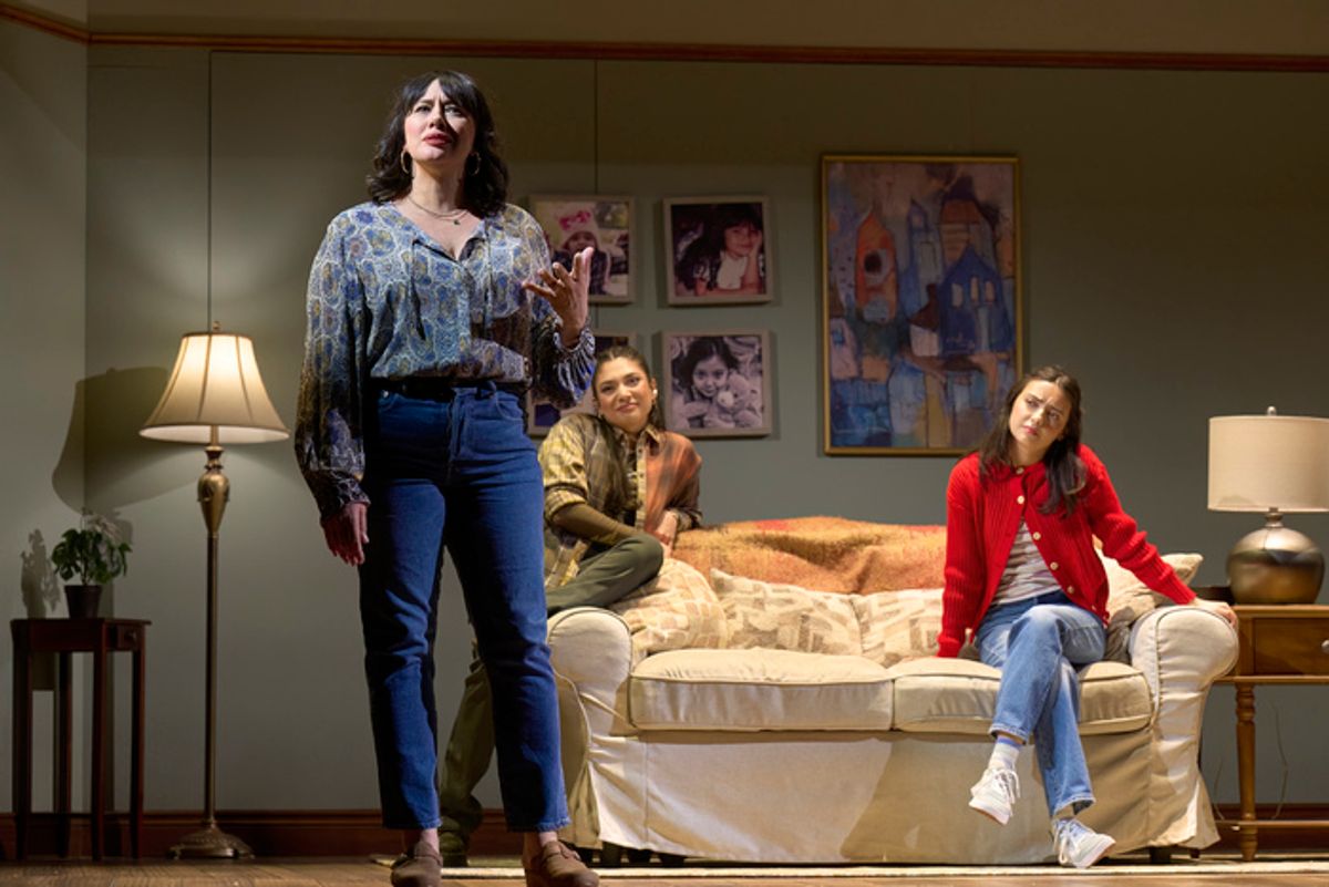 Mariand Torres, Valeria Ceballos, Isabella Esler

 at 