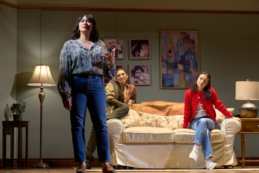 Photos: Isabella Esler, Chilina Kennedy and More in LIFE AFTER at Ed Mirvish Theatre  Image