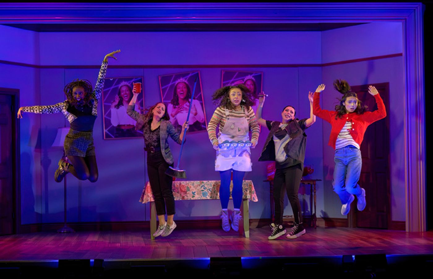 Photos: Isabella Esler, Chilina Kennedy and More in LIFE AFTER at Ed Mirvish Theatre  Image