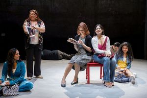 Valerie Rose Vega, Brenda Banda, Elyse Mirto, Blanca Isabella, Saul Rodriguez, Newt A Photo