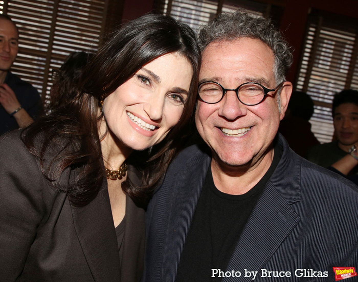 Photos: Idina Menzel Receives Portrait at Sardi's  Image