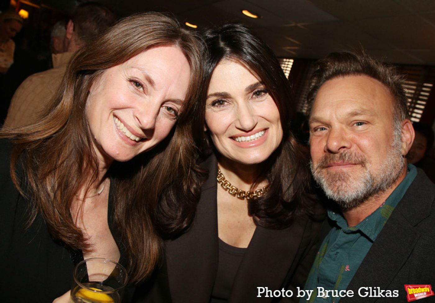 Photos: Idina Menzel Receives Portrait at Sardi's  Image