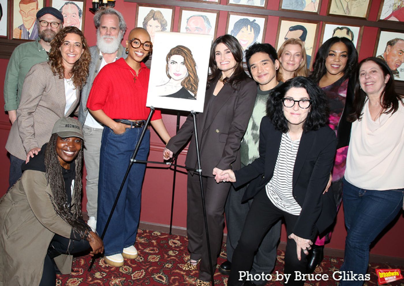 Photos: Idina Menzel Receives Portrait at Sardi's  Image