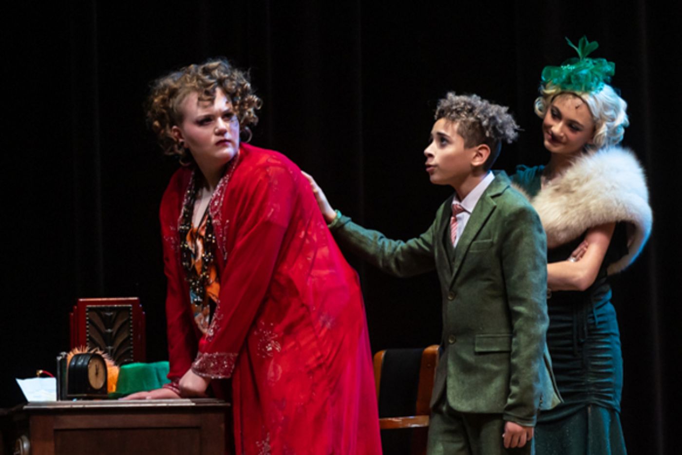 Photos: Inside: New Albany Middle School Theatre’s ANNIE JR  Image