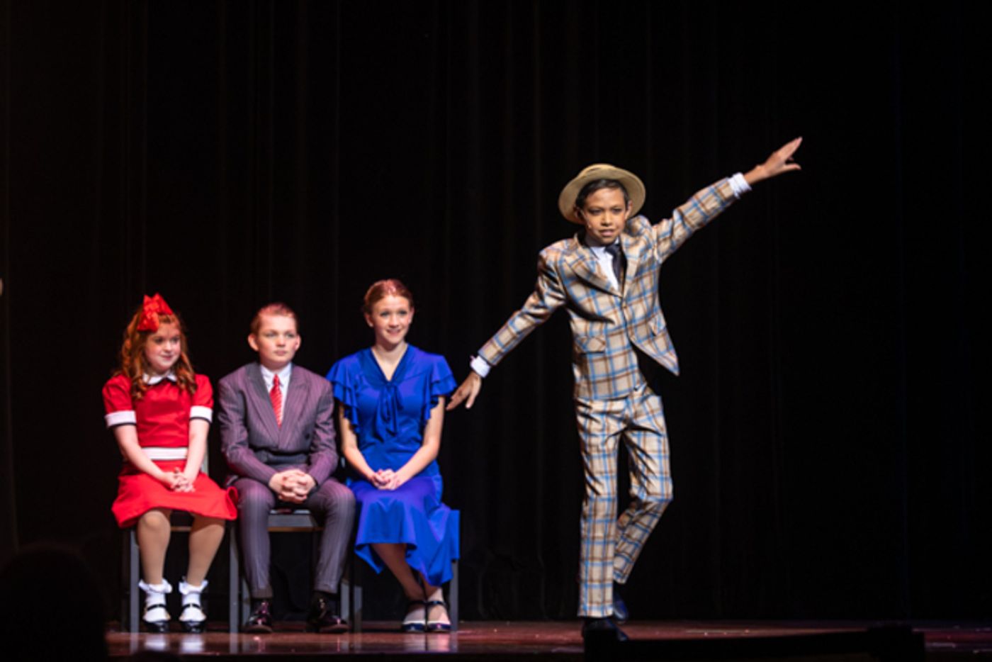 Photos: Inside: New Albany Middle School Theatre’s ANNIE JR  Image