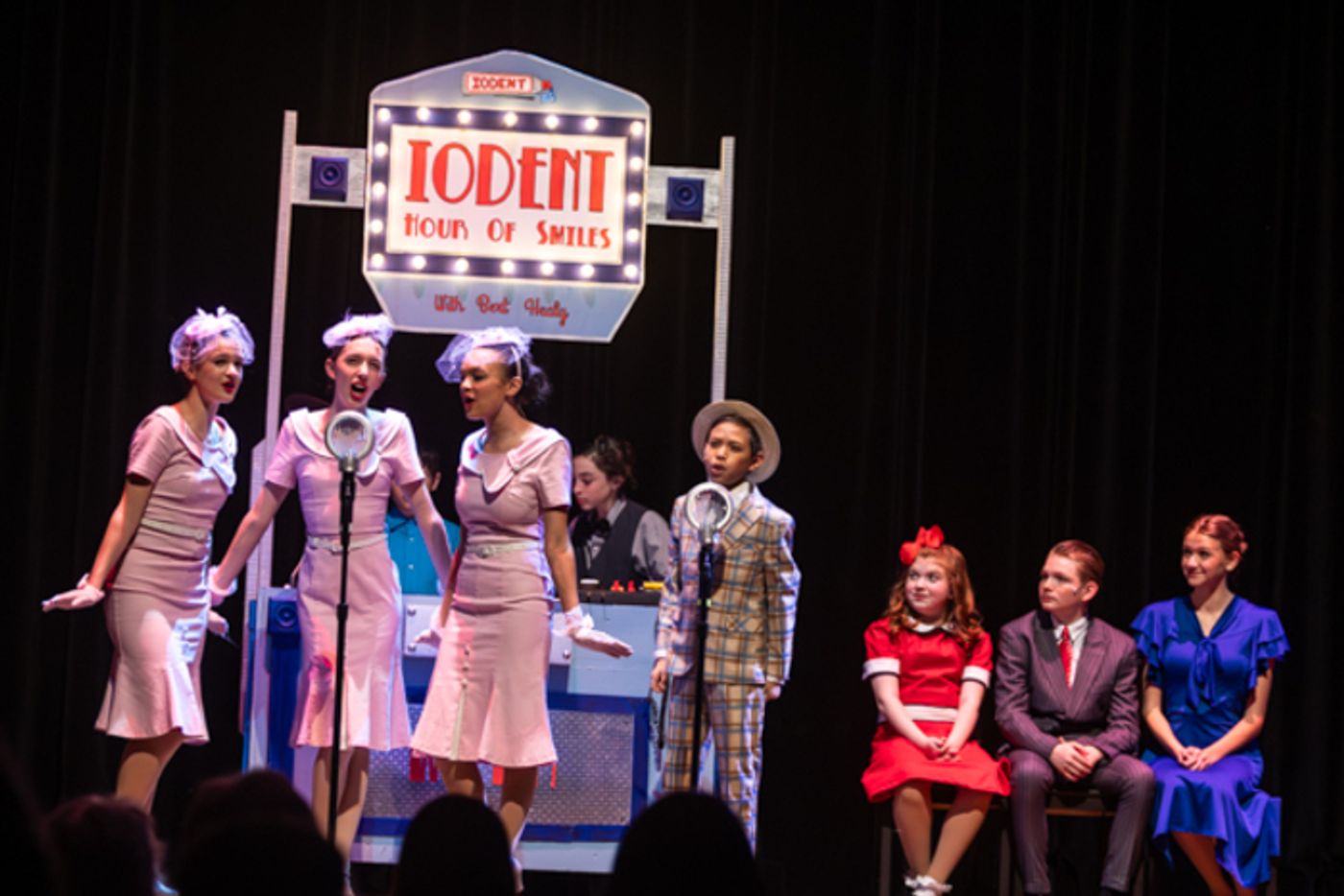 Photos: Inside: New Albany Middle School Theatre’s ANNIE JR  Image