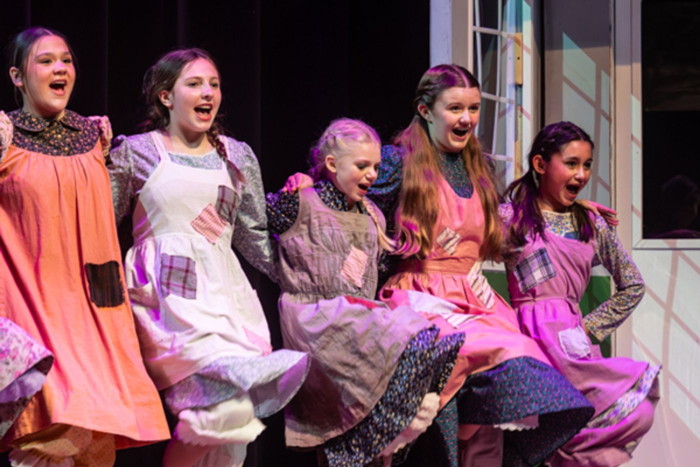 Photos: Inside: New Albany Middle School Theatre’s ANNIE JR  Image