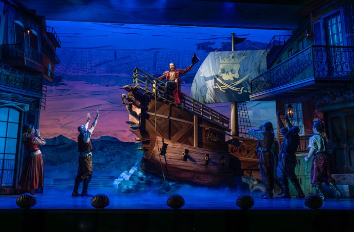 Photos: Ramin Karimloo, Jinkx Monsoon and More in PIRATES! THE PENZANCE MUSICAL — photo 2 of 16