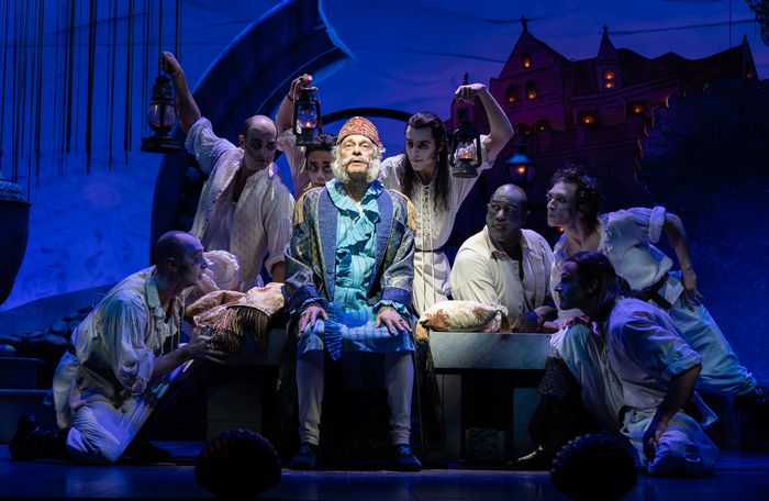 Photos: Ramin Karimloo, Jinkx Monsoon and More in PIRATES! THE PENZANCE MUSICAL — photo 5 of 16