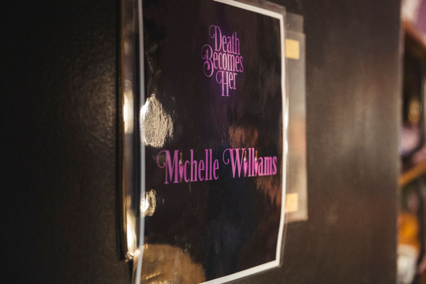 Photos: Michelle Williams Meets Michelle Williams At DEATH BECOMES HER  Image