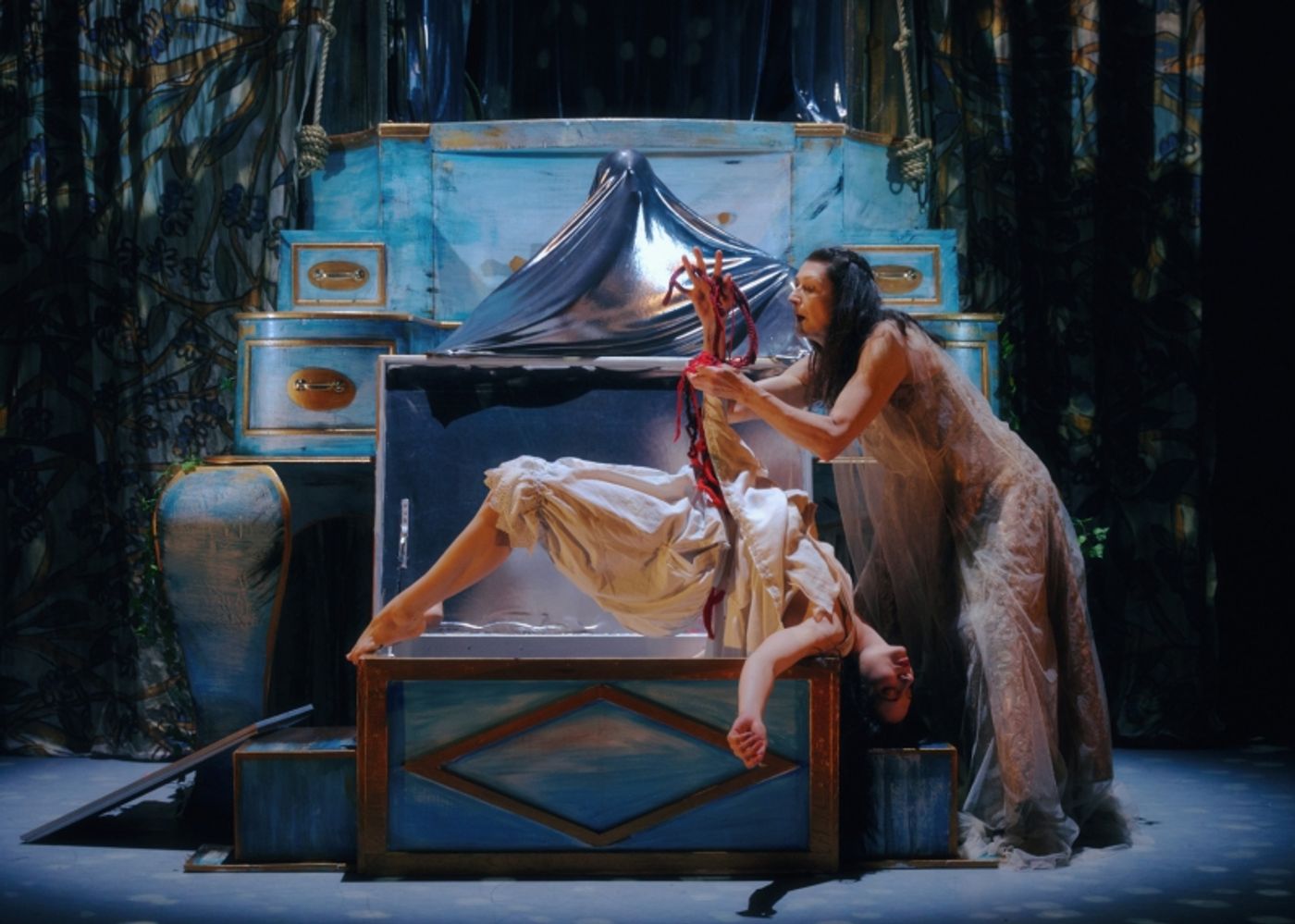 Review: SNOW WHITE: THE SACRIFICE, Sadler's Wells East  Image