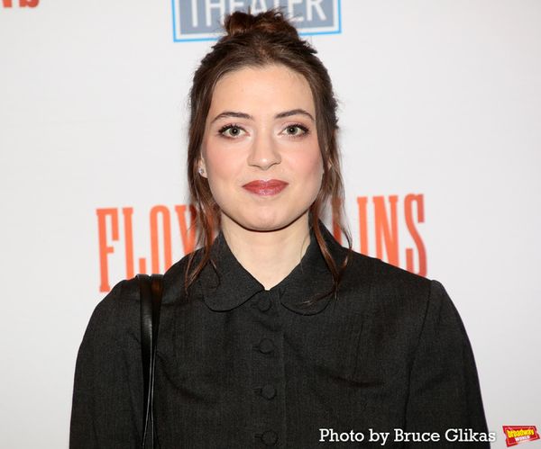 Lizzy McAlpine  Photo