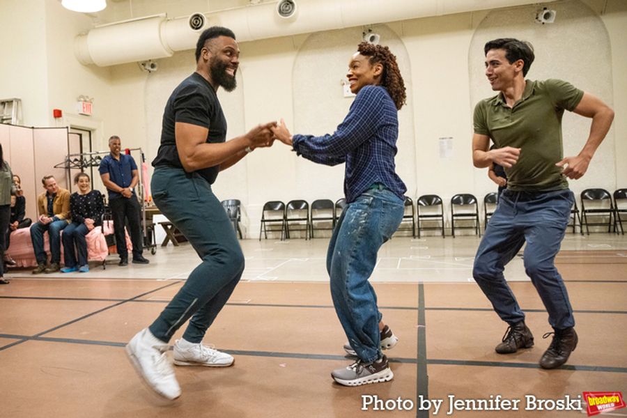 Photos: Inside Rehearsals for WONDERFUL TOWN with Aisha Jackson, Anika Noni Rose and More  Image