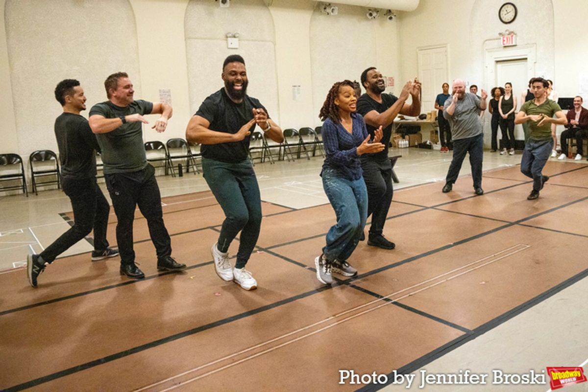 Anika Noni Rose and the cast of WONDERFUL TOWN at 