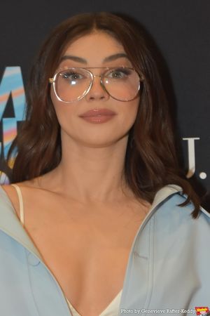 Sarah Hyland @ BroadwayWorld Sarah Hyland Photo