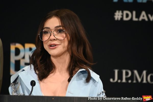 Sarah Hyland Photo