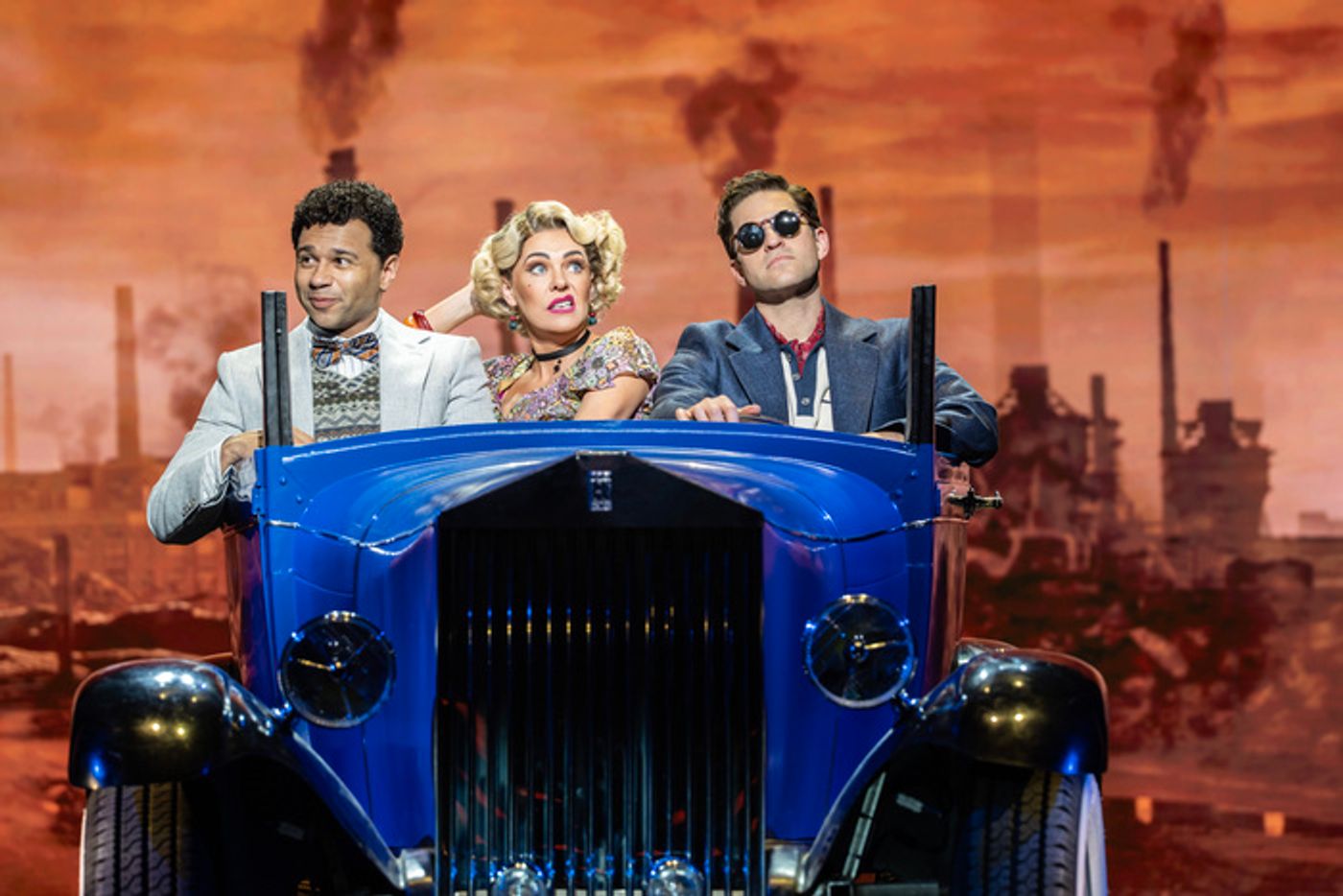 Photos: THE GREAT GATSBY in London's West End  Image