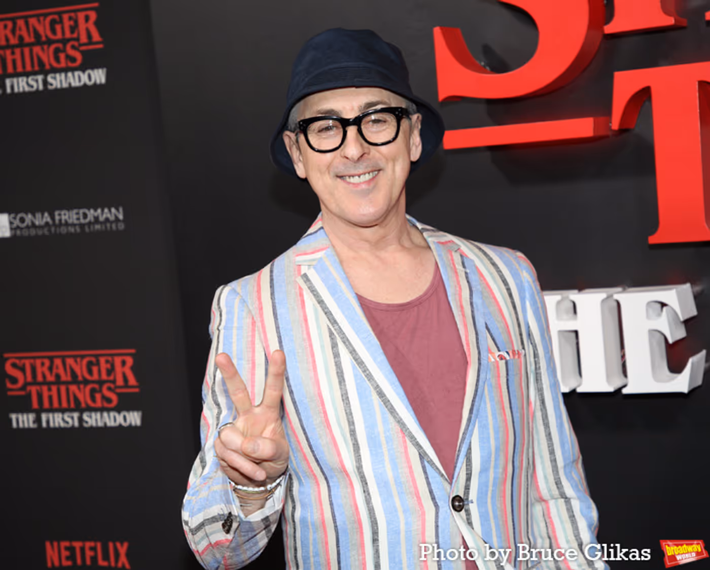 Photos: Natalia Dyer, Charlie Heaton & More on the STRANGER THINGS Red Carpet  Image