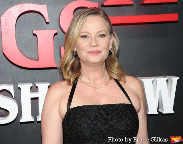 Samantha Mathis Photo