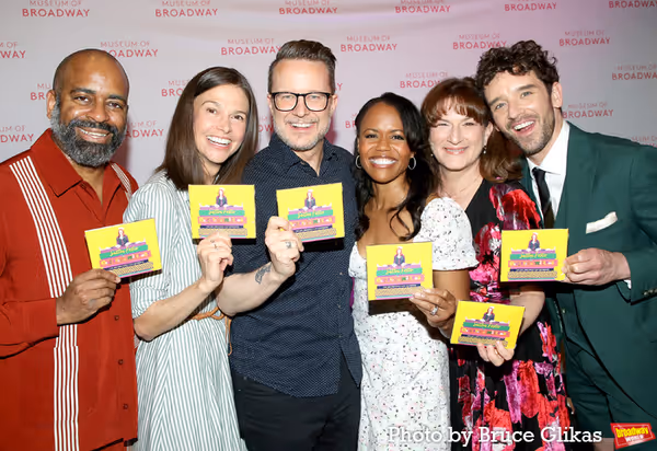 Daniel Breaker, Sutton Foster, Will Chase, Nikki Renee Daniels, Ana Gasteyer and Mich Photo