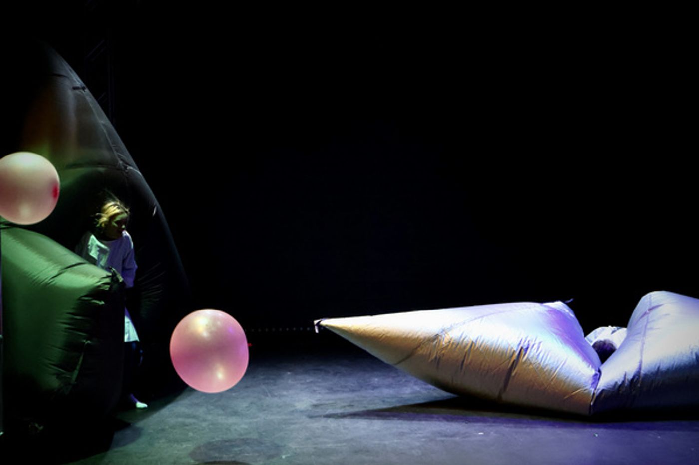 Photos: First Look At NotAmuse Theater's Devised Dance Theater Piece THE LEG  Image