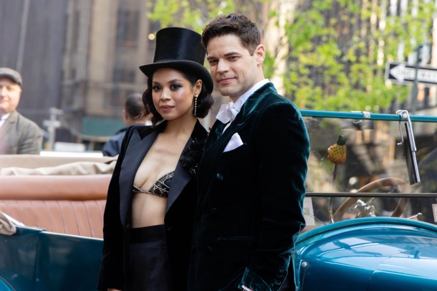 Flashback: Celebrating 1 Year of THE GREAT GATSBY on Broadway  Image