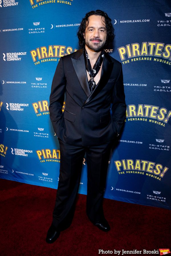 Ramin Karimloo Photo