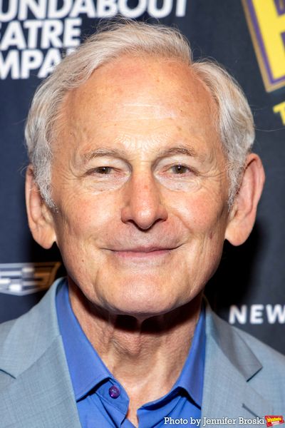 Victor Garber Photo