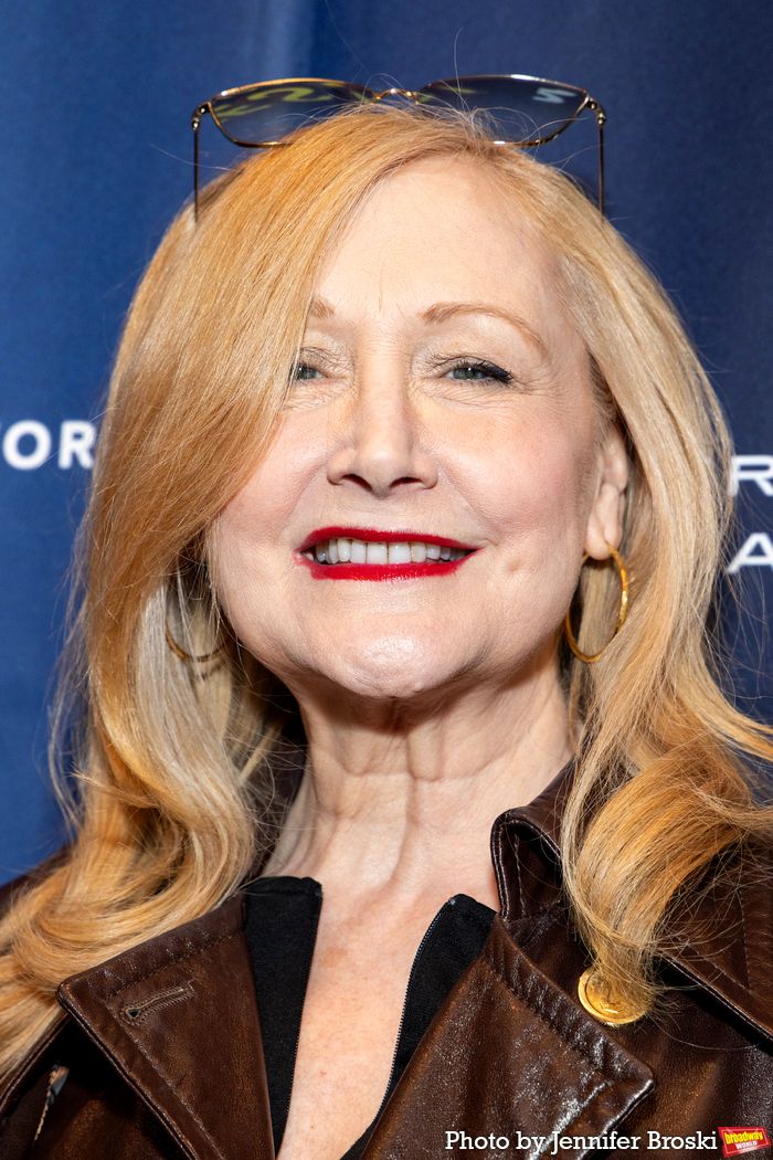 Photos: PIRATES! THE PENZANCE MUSICAL Opening Night Red Carpet — photo 4 of 33