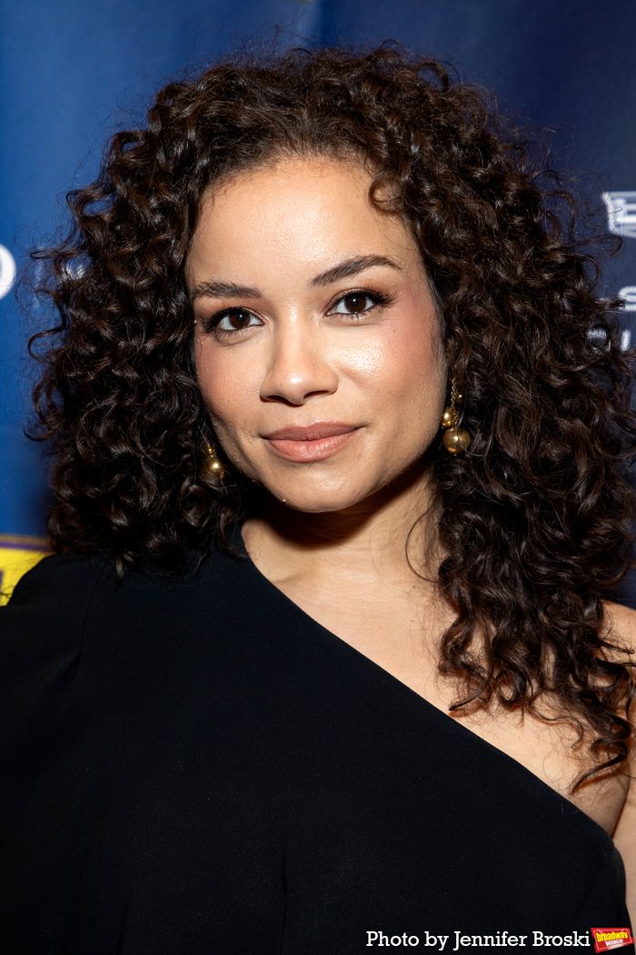 Photos: PIRATES! THE PENZANCE MUSICAL Opening Night Red Carpet — photo 6 of 33