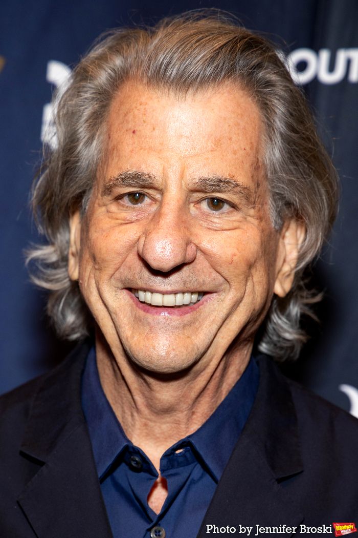 Photos: PIRATES! THE PENZANCE MUSICAL Opening Night Red Carpet — photo 14 of 33