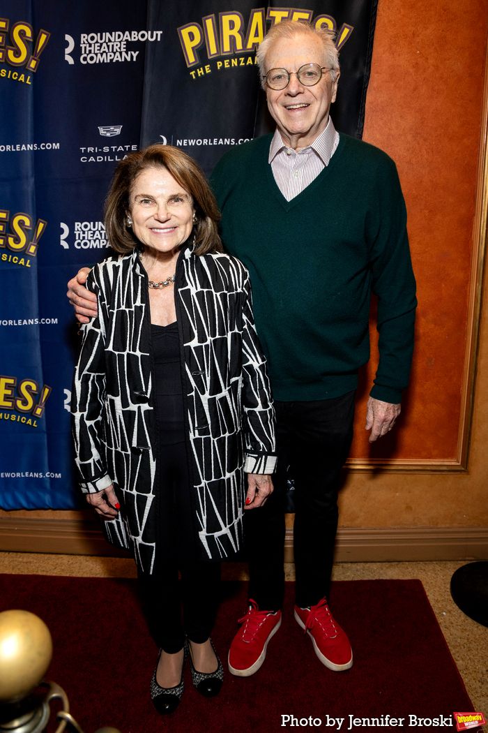 Photos: PIRATES! THE PENZANCE MUSICAL Opening Night Red Carpet — photo 24 of 33