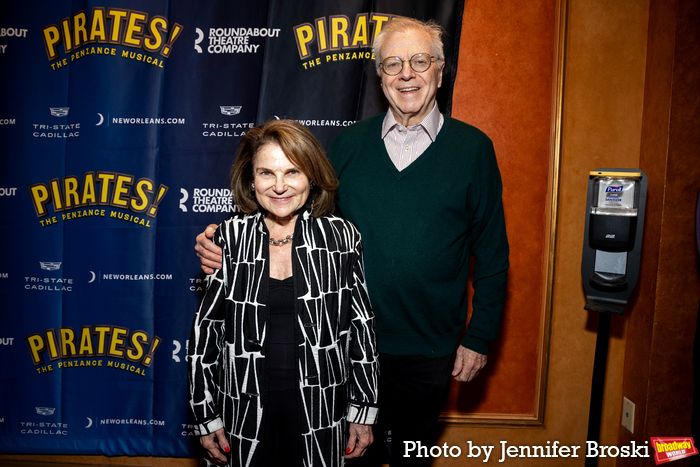 Photos: PIRATES! THE PENZANCE MUSICAL Opening Night Red Carpet — photo 25 of 33