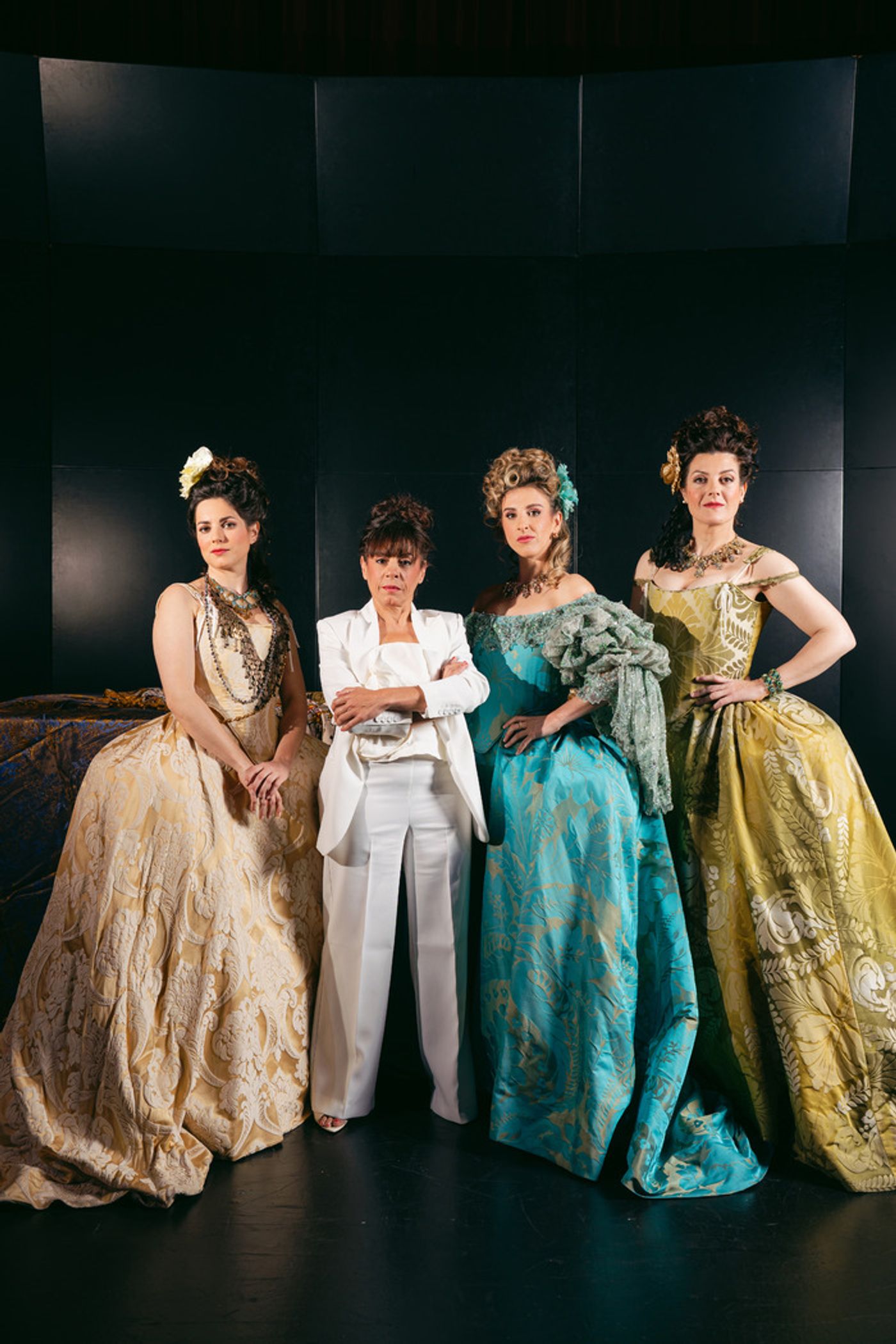 PHOTOS: CÓMICAS lleva las Mujeres de teatro en la España del siglo XVIII al escenario de la Zarzuela PHOTOS: CÓMICAS lleva las Mujeres de teatro en la España del siglo XVIII al escenario de la Zarzuela Image