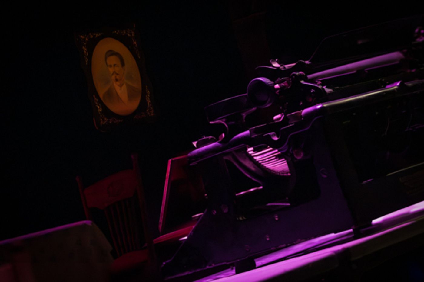 Photos: THE GLASS MENAGERIE At Hilliard Arts Council  Image