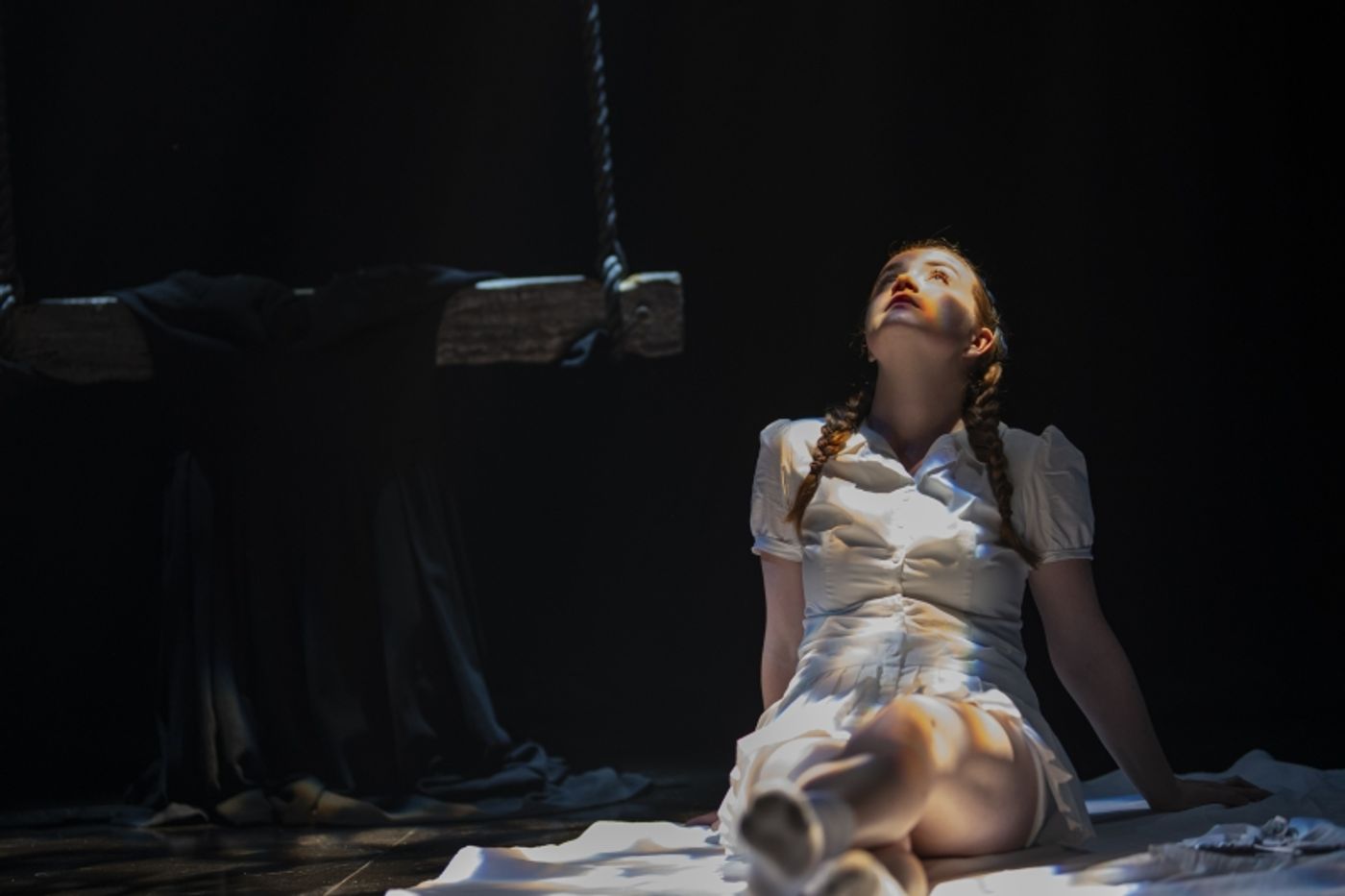 REVIEW: ABIGAIL WILLIAMS Is Told With A Female Awareness That Removes The Double Standards Imposed By A Patriarchal Society.  Image