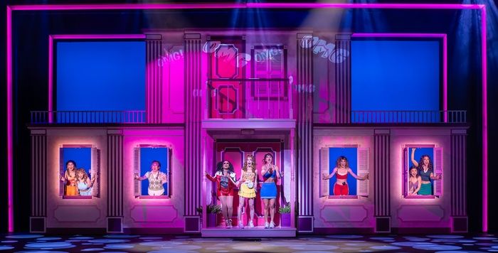Photos: LEGALLY BLONDE at La Mirada Theatre for the Performing Arts Photos: LEGALLY BLONDE at La Mirada Theatre for the Performing Arts Image