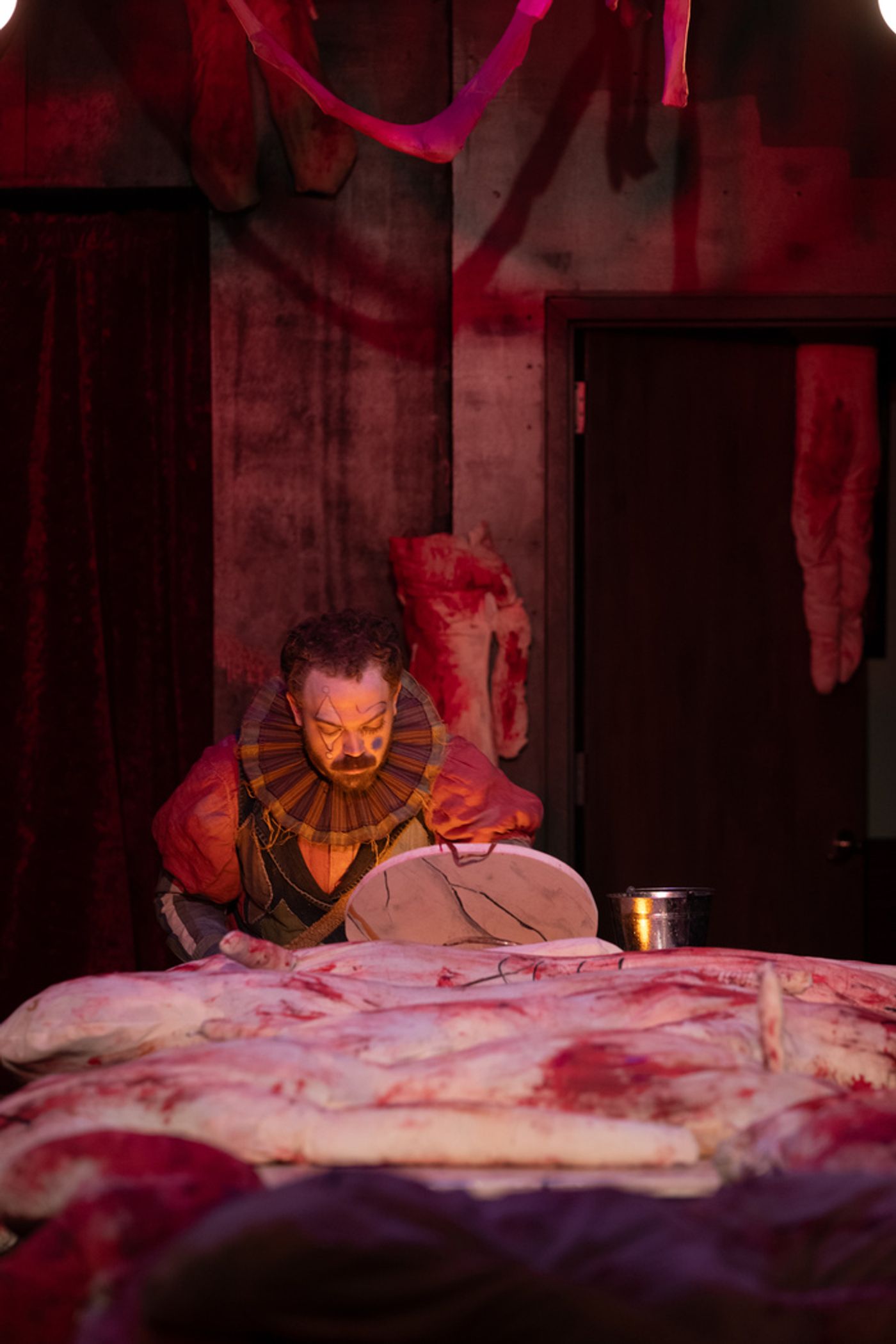 Photos: GARY: A SEQUAL TO TITUS ANDRONICUS at Redetwist Theatre Photos: GARY: A SEQUAL TO TITUS ANDRONICUS at Redetwist Theatre Image