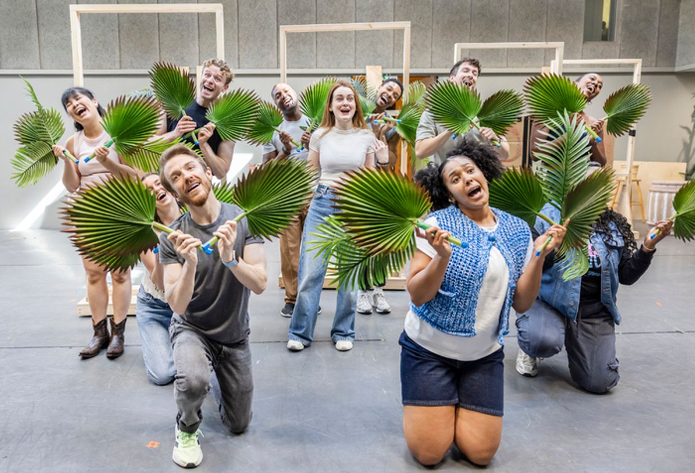 Photos: UK Premiere of SHUCKED in Rehearsal  Image