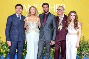 Henry Golding, Blake Lively, Michele Morrone, Paul Feig and Anna Kendrick Photo