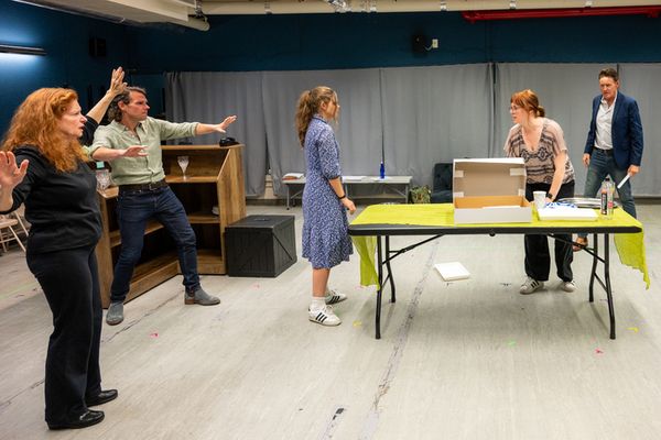 Lisa Pelikan, Scott Harrison, Katherine Reis, Pamela bob and Bart Shatto Photo