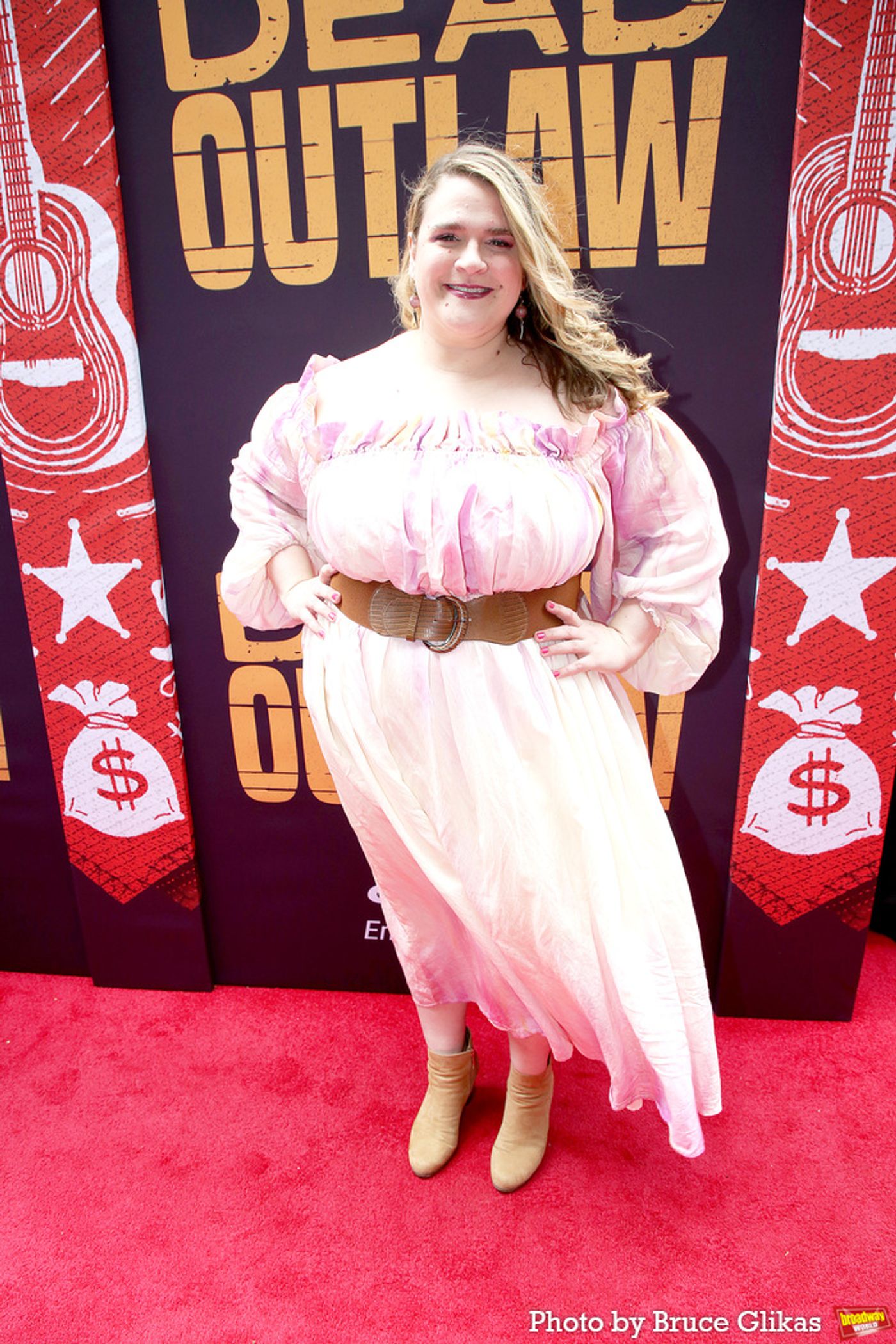 Photos: Stars Walk the Red Carpet on Opening Night of DEAD OUTLAW  Image