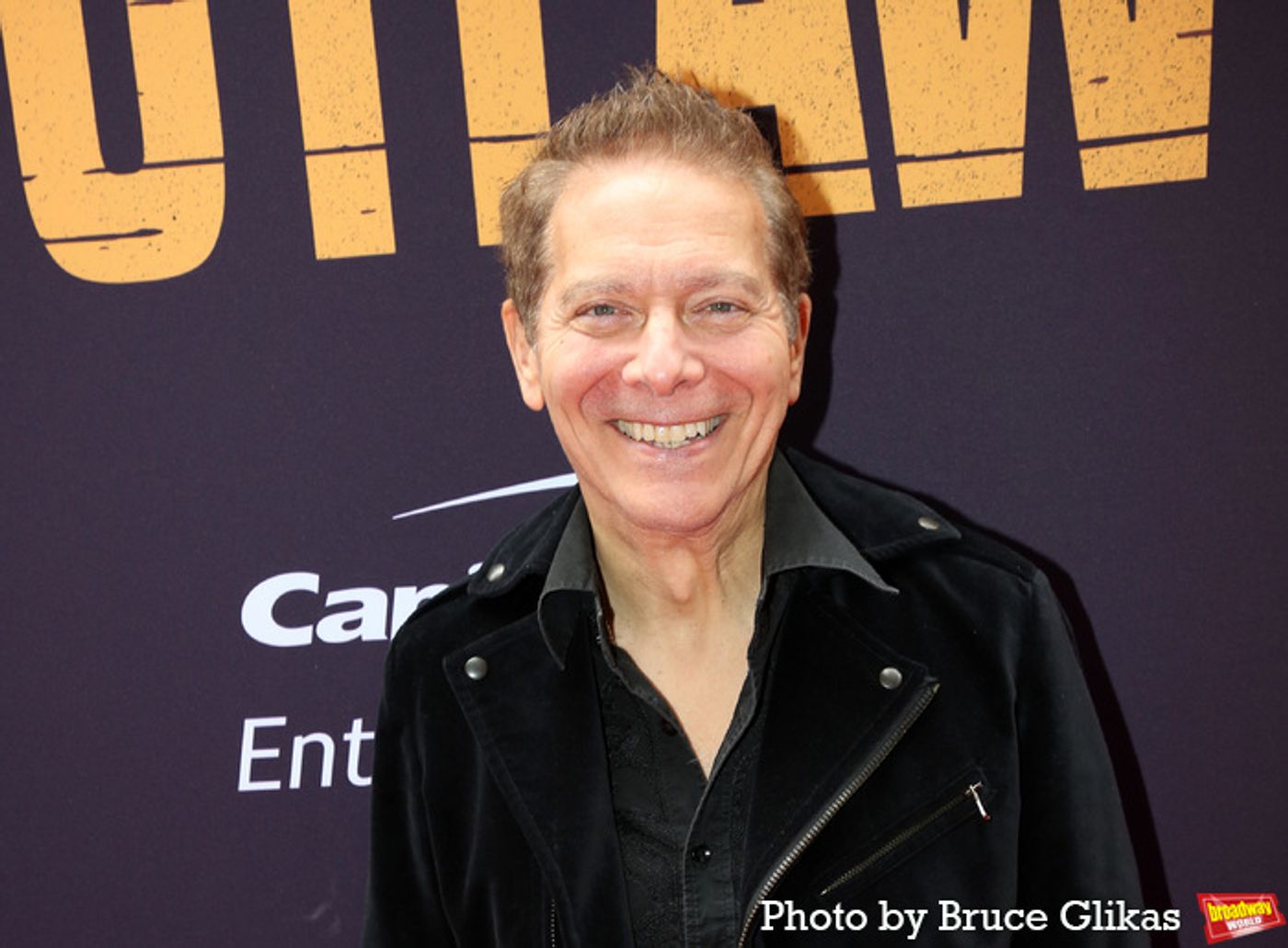 Photos: Stars Walk the Red Carpet on Opening Night of DEAD OUTLAW  Image