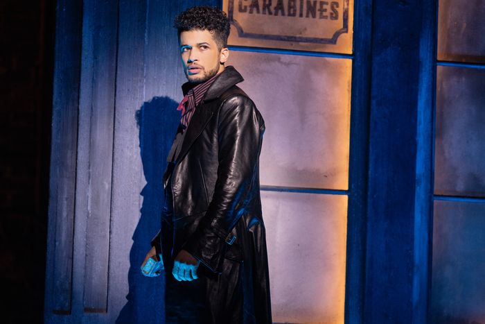 Photos: Jordan Fisher as Christian in MOULIN ROUGE! THE MUSICAL — photo 3 of 12